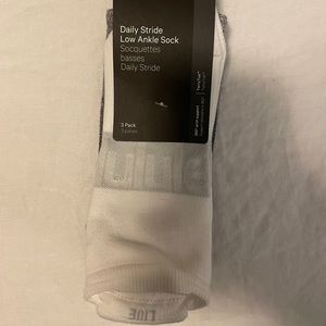 Lululemon Daily Stride Ankle Sock